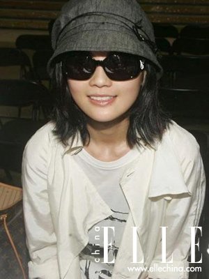 已婚阿sa 真人示范巧扮清纯(图)