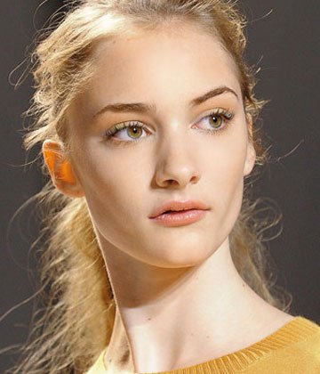 Main courses: Bright White bright eyeshadow colors. Main courses: Bright White