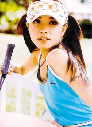 奇招!平胸女明星速变波霸