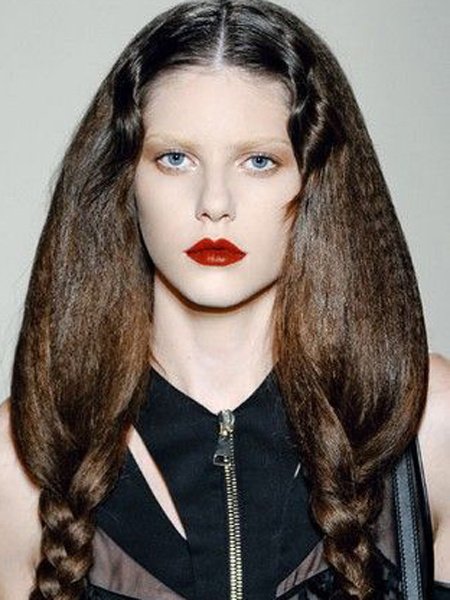 必学!最新流行的古典麻花辫样式