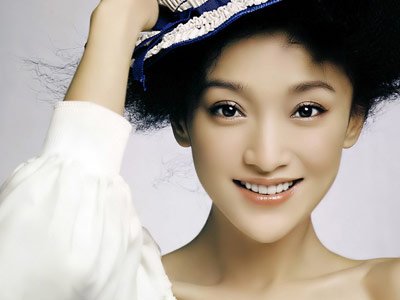 盘点:宅男最爱十大萝莉脸女明星