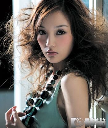 对付夏日油<em>头发</em>我有5个妙招_女性_腾讯网