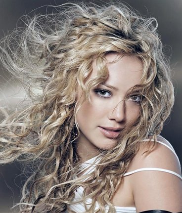 法式浪漫<em>发型</em> 满满的陶醉<em>女人</em>味_<em>女性</em>_腾讯网