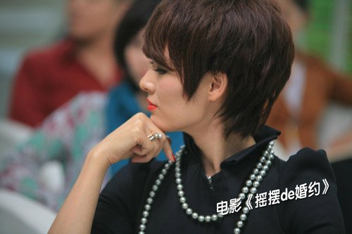 马艳丽登银幕 显"魔头"范儿