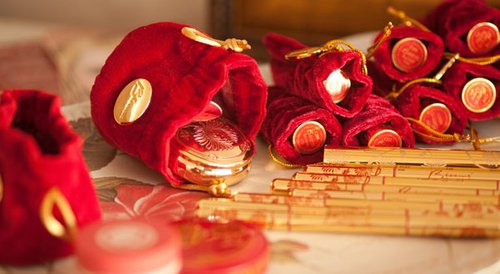 彩妆品也有复古设计 Vintage风潮席卷美妆