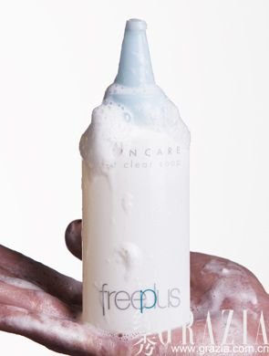 对症下药的毛孔清洁产品 消灭黑头出油毛孔