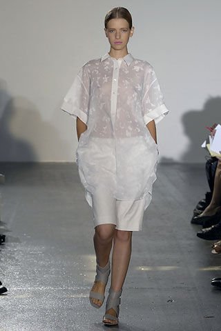 <em>美女</em>亲身<em>教你</em>带<em>隐形胸罩</em>_盲流诗人_新浪博客