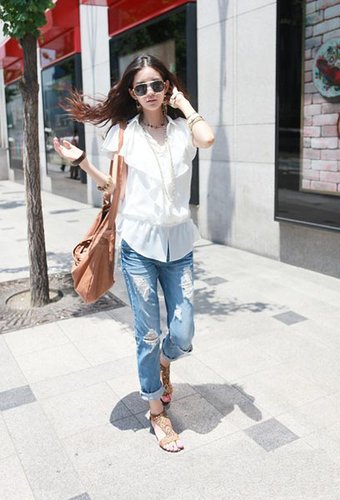 巧穿白衫装扮职场白雪公主 巧穿白衫成为职场白雪公主