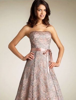 Wedding dress is also party jersey that turns