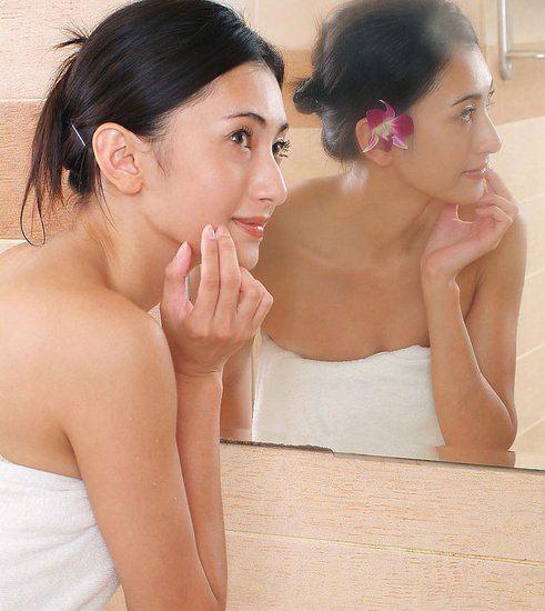 美女作家不照镜+减少对外表重视