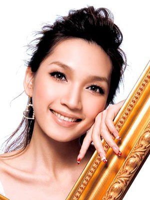 化妆10错误 扮嫩不成反变老