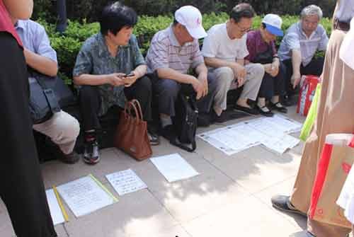 相亲大会看点多、缘分多