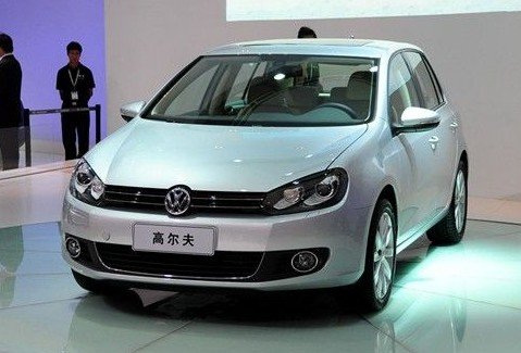 中石油电信年终奖揭底 送上牌轿车