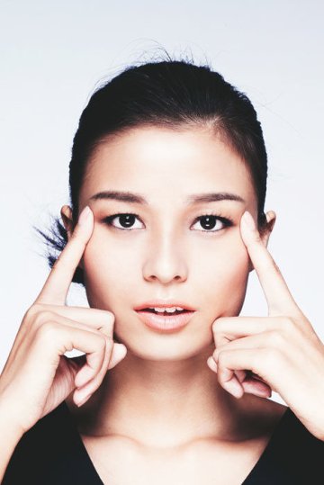 五步眼保健<em>操</em> 功效堪比千元眼霜_<em>女性</em>_腾讯网
