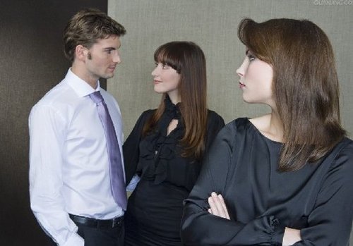 近5成男女曾欺骗对方 越骗越爱？