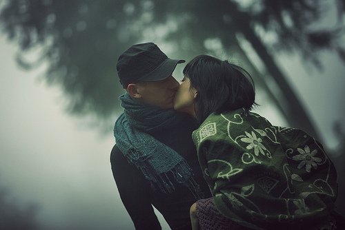 中日作家探讨男女的爱与性