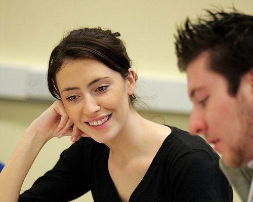 职场情感沟通 亲密的工作夫妻_弘阳广场官方