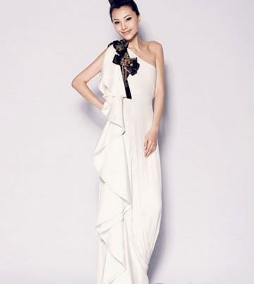 White wedding dress black element is still clever subversion