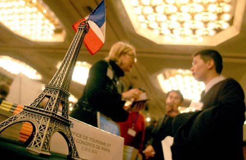 中国50万人投资资产超千万 27%亿万富翁已移