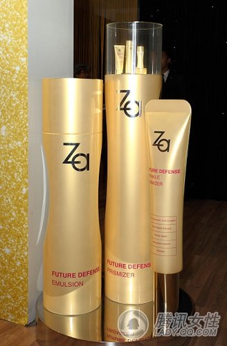 启动新肌 淡化时光痕迹 Za卓能菁采新生系列