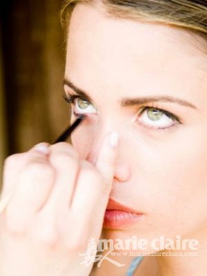 击破谎言 化浓妆也有好皮肤