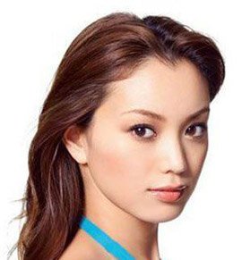 <em>头发毛</em>燥 5诀窍重塑柔顺发_女性_腾讯网