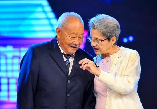 袁迪宝李丹妮:半世纪后找回跨国初恋