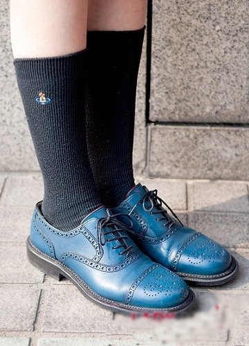 S fashionable shoes ride and shopping at Oxford Guide