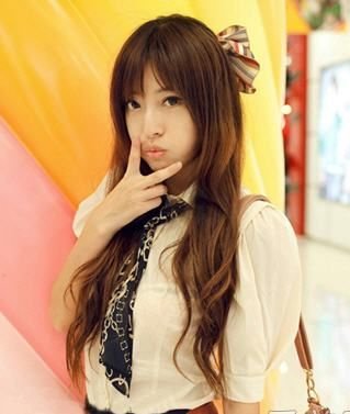 大学生最爱发型 卷发受宠(组图)