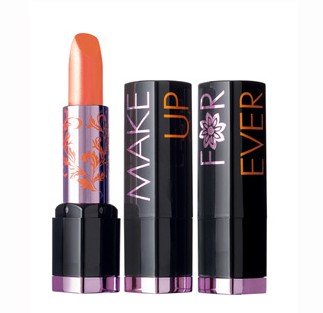 粉红粉橘桃花唇 迎接温暖恋爱季