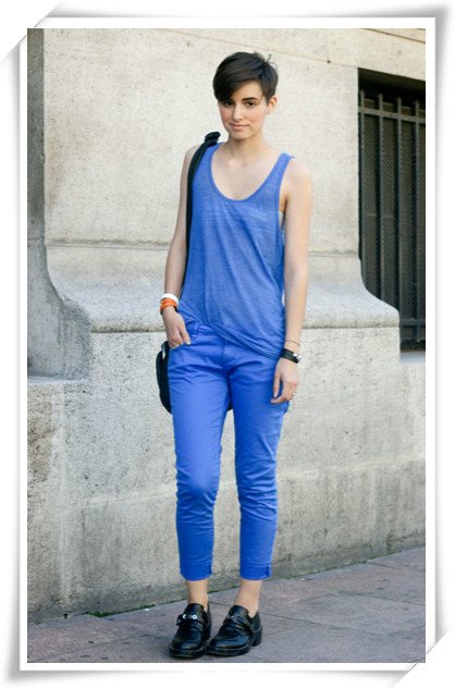 看街拍学<em>发型</em> <em>复古</em>风潮玩起来_女性_腾讯网