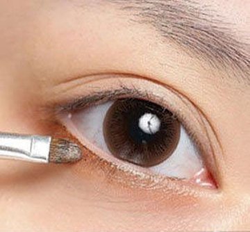 教你画出清纯派迷人烟熏妆