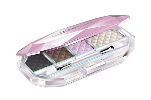 悠雅携手唐嫣 流云炫彩四色眼影上市