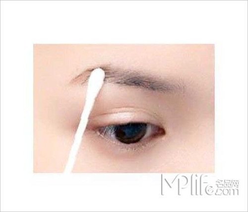 美女步步支招 打造自然<em>眉毛</em>_<em>女性</em>_腾讯网