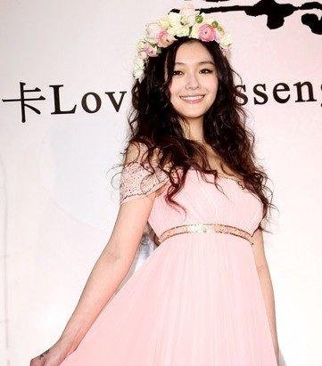 学大S完美变身熟美感公主妆