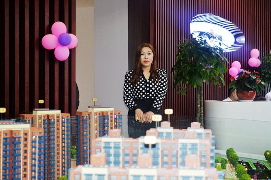 明珠地产魏萍:迎接首次开盘 漂亮打好第一枪_