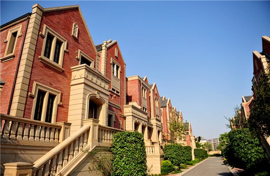 有钱就是任性 盖茨比圣诞复活香溢孔望_频道