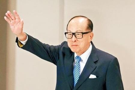 李嘉诚名下上市公司全部迁离中国_频道-长临运