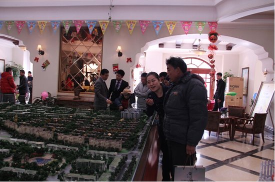 淮海·御景湾暖冬疯狂拍卖会火爆<em>大学</em>城_频