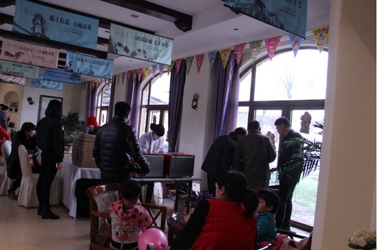 淮海·御景湾暖冬疯狂拍卖会火爆<em>大学</em>城_频