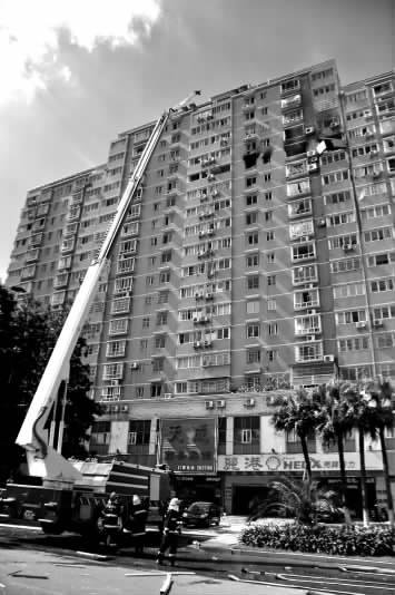 河东路书香园小区住户家爆炸爆炸声疑煤气泄露