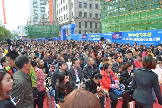 明硕年度表彰会暨香港明星足球队慈善捐赠圆满