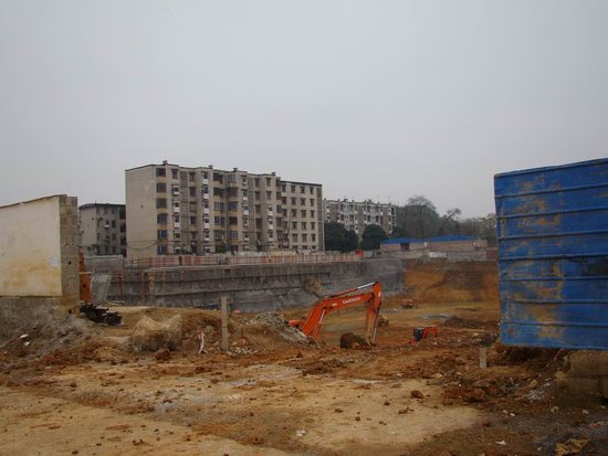 建投·文昌苑一期工程正在进行地基施工_频道