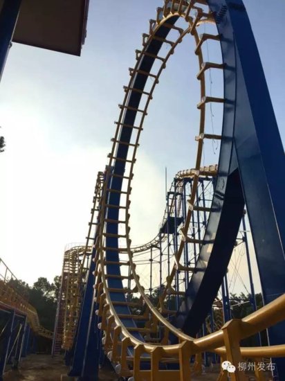 柳州首座过山车、摩天轮…雀山欢乐园开放前靓