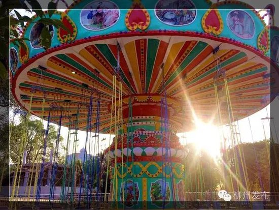 柳州首座过山车、摩天轮…雀山欢乐园开放前靓