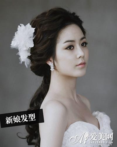 <em>韩式新娘发型</em>集锦
