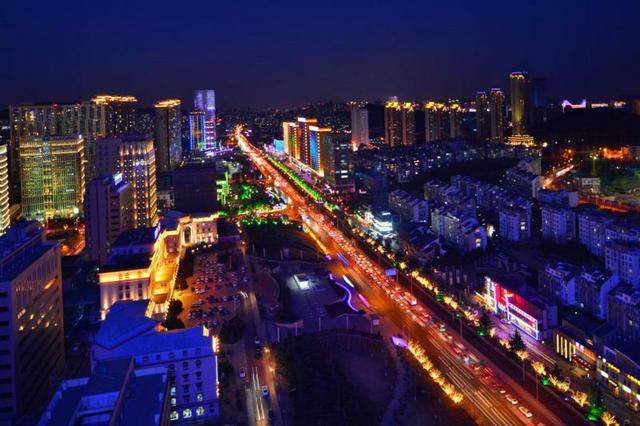 gdp增速_2018年大连市gdp(2)