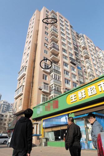 5岁女孩14楼坠下奇迹生还 仅左腿骨折(图)