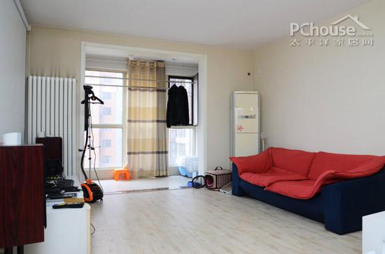 网购省钱软装 小情侣的客厅大改造