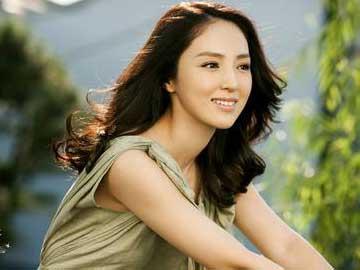 演员董璇告百嘉丽侵犯肖像权胜诉 获赔13900